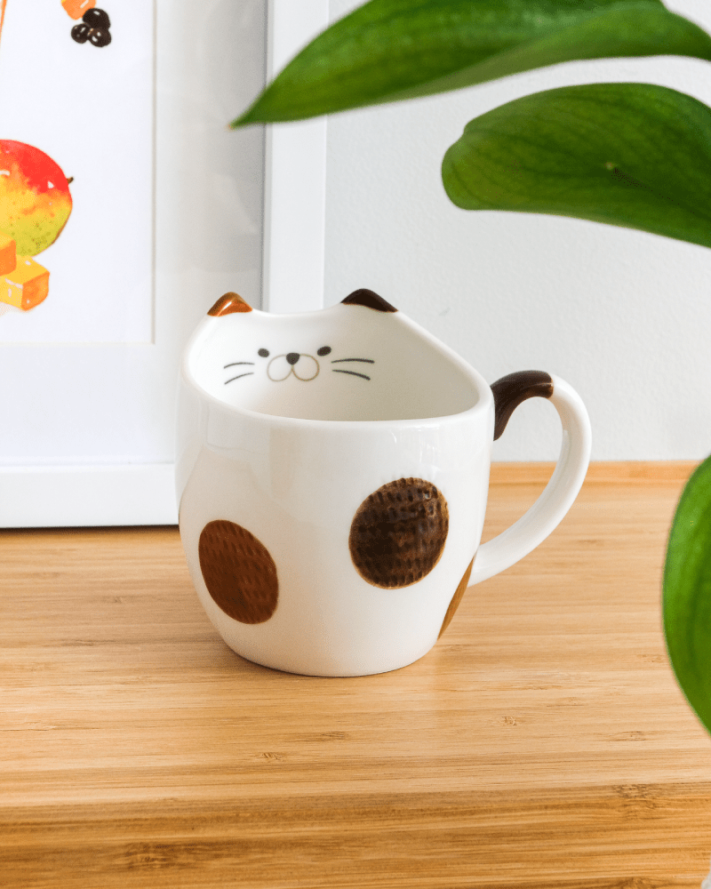 DECOLE Kannya Cat Ceramic Mug