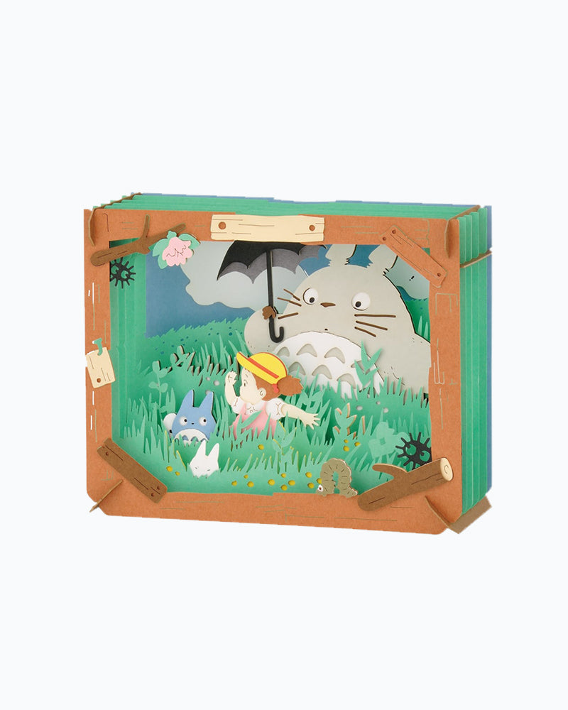 Studio Ghibli© Totoro Strolls Through the Fields Paper Theatre